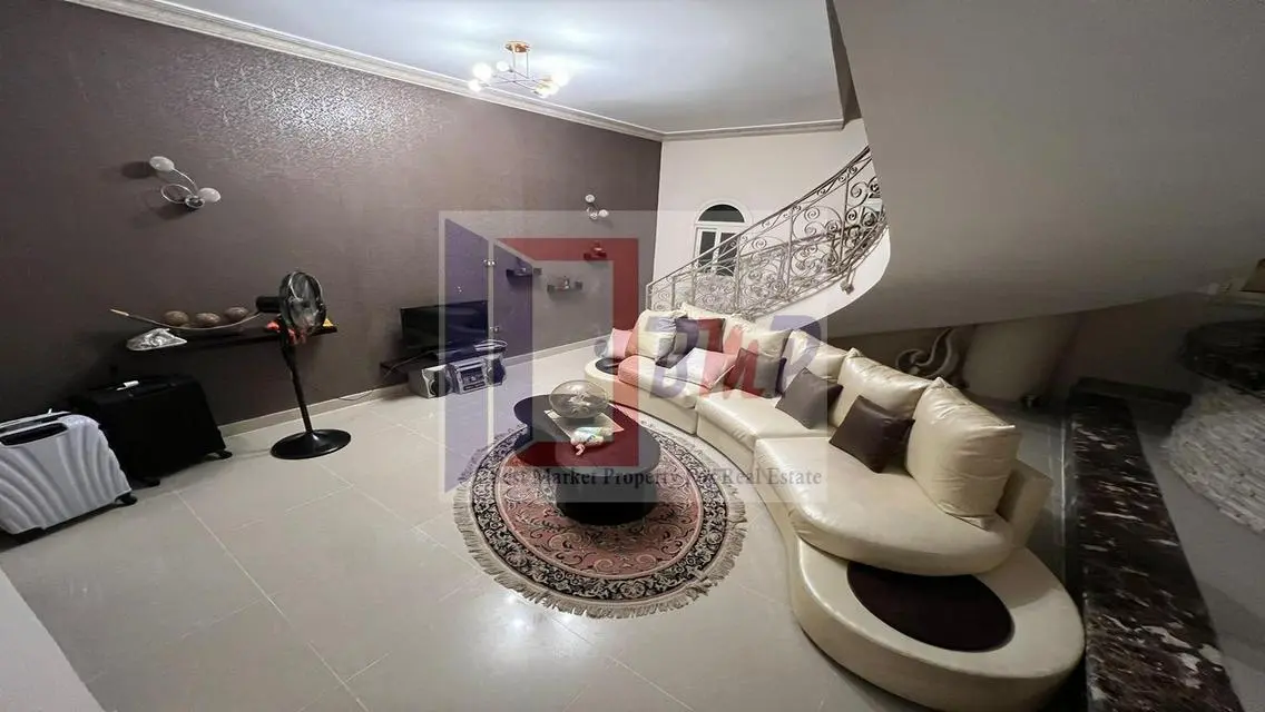 شقة مميزة بأحدى المناطق الراقية