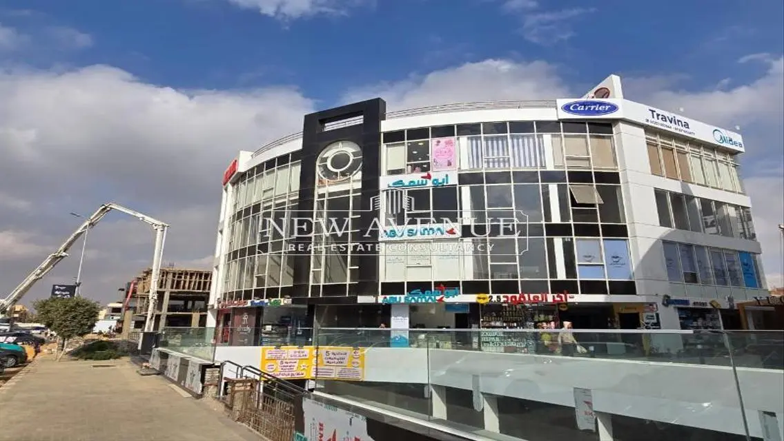 Modern Office for Rent - 125 Square Meters in Prime Location