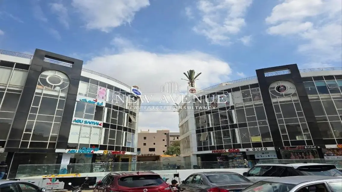 Modern Office for Rent - 125 Square Meters in Prime Location