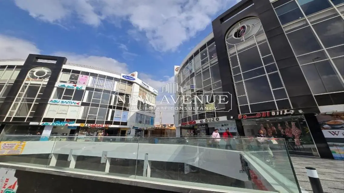 Modern Office for Rent - 125 Square Meters in Prime Location