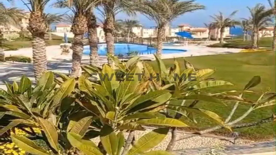 شقة راقية 115 متر بمسبح خاص وحديقة