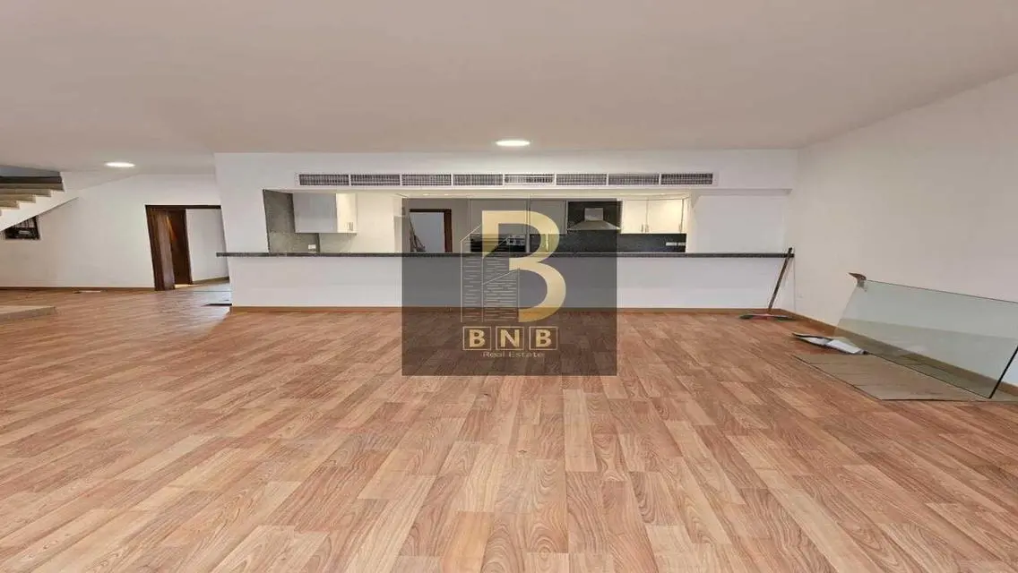 Luxury Apartment for Sale 347 sqm in Prime Location
