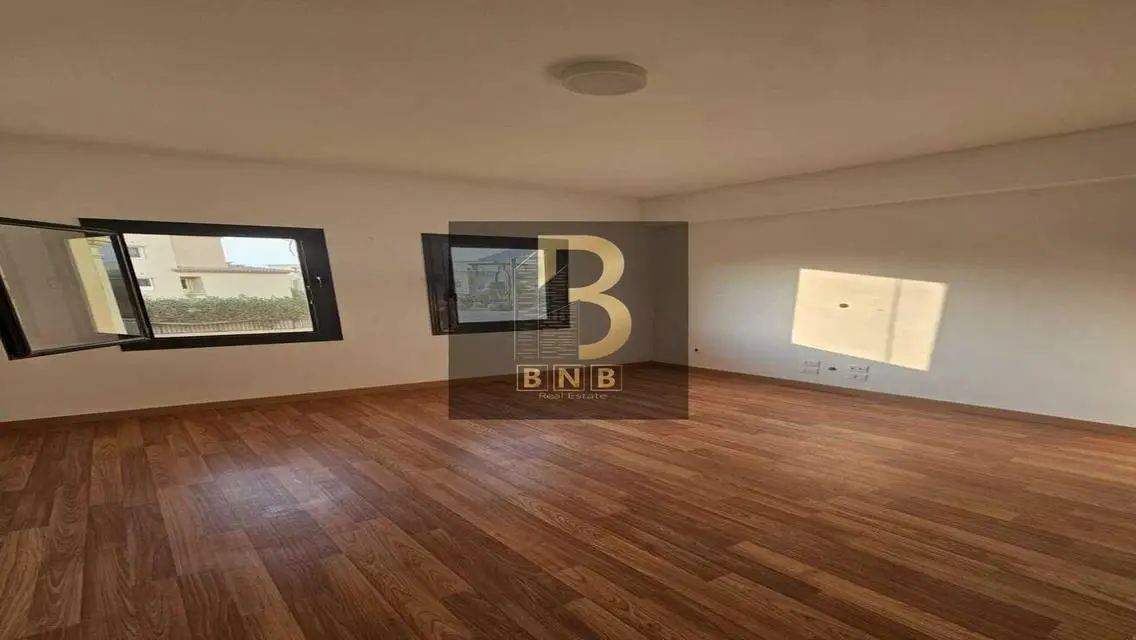 Luxury Apartment for Sale 347 sqm in Prime Location