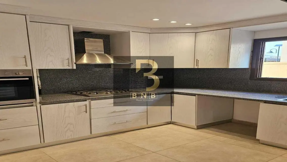 Luxury Apartment for Sale 347 sqm in Prime Location