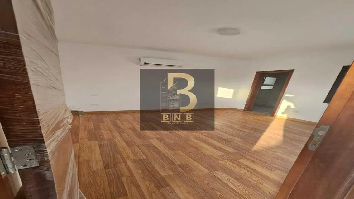 Luxury Apartment for Sale 347 sqm in Prime Location