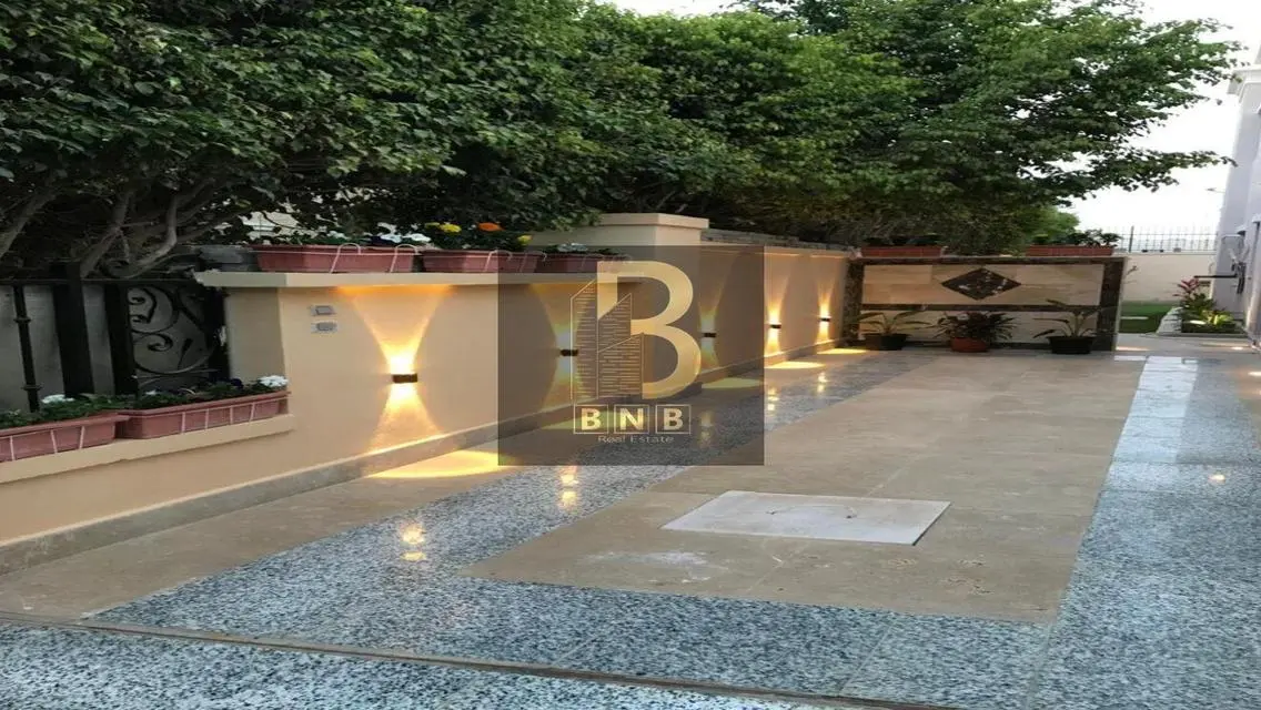 Modern villa for rent with appliances in Mivida