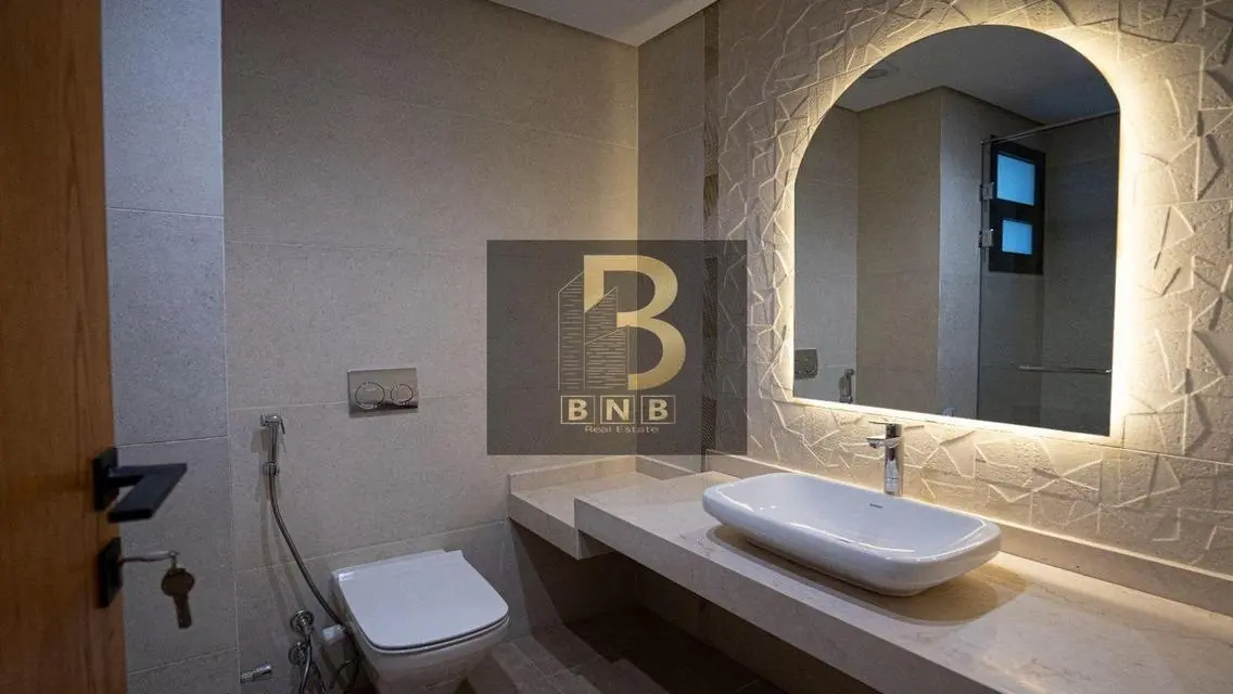 Luxury Apartment for Sale - 222 Square Meters in the Heart of the City
