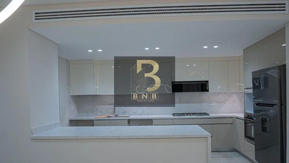 Luxury Apartment for Sale - 222 Square Meters in the Heart of the City