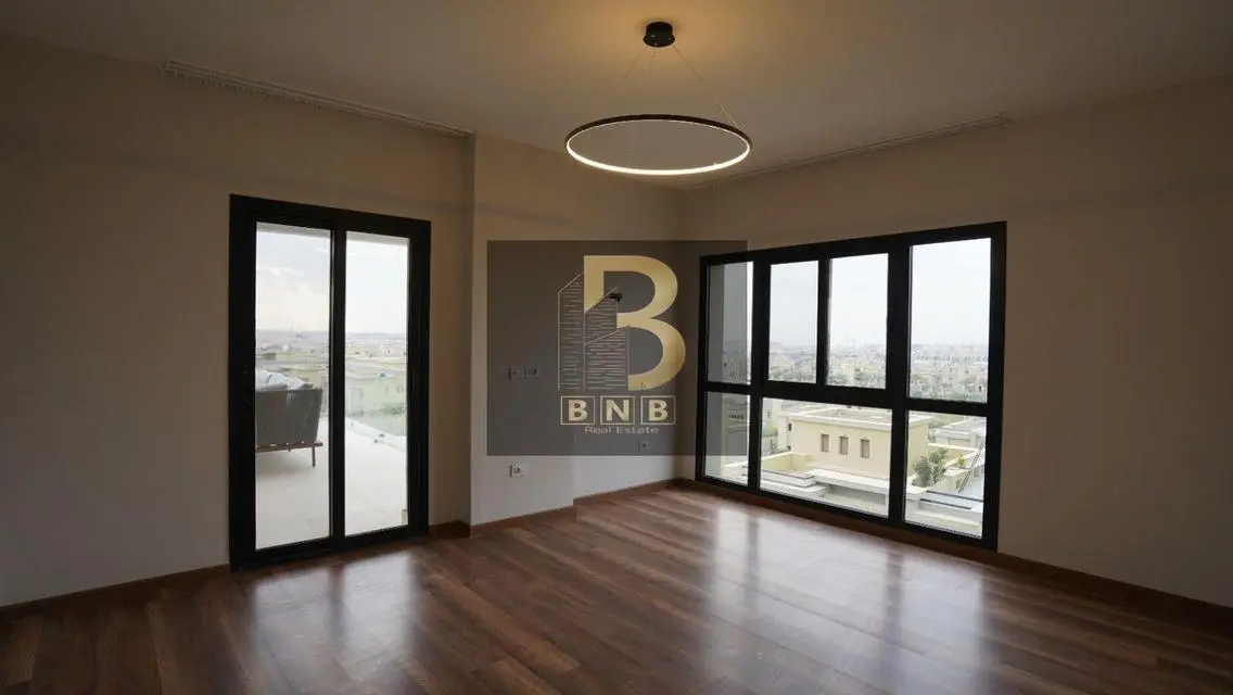 Luxury Apartment for Sale - 222 Square Meters in the Heart of the City