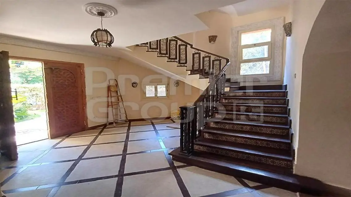 Luxurious Apartment for Sale, 600 Square Meters in a Prime Location