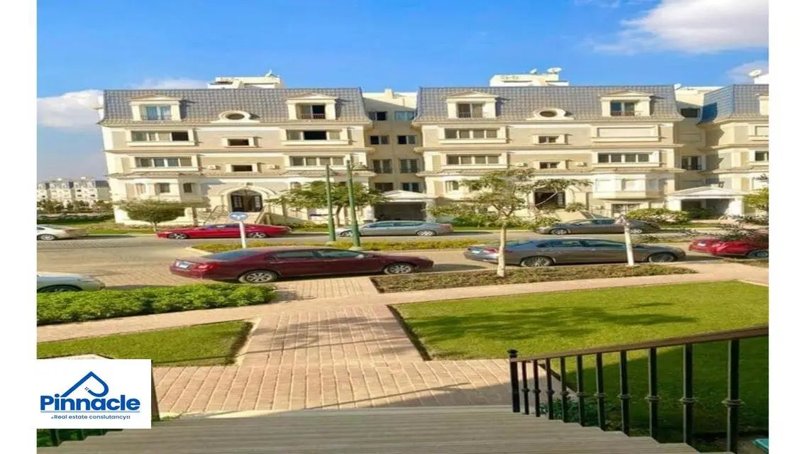 Luxury Villas in Waterway Area