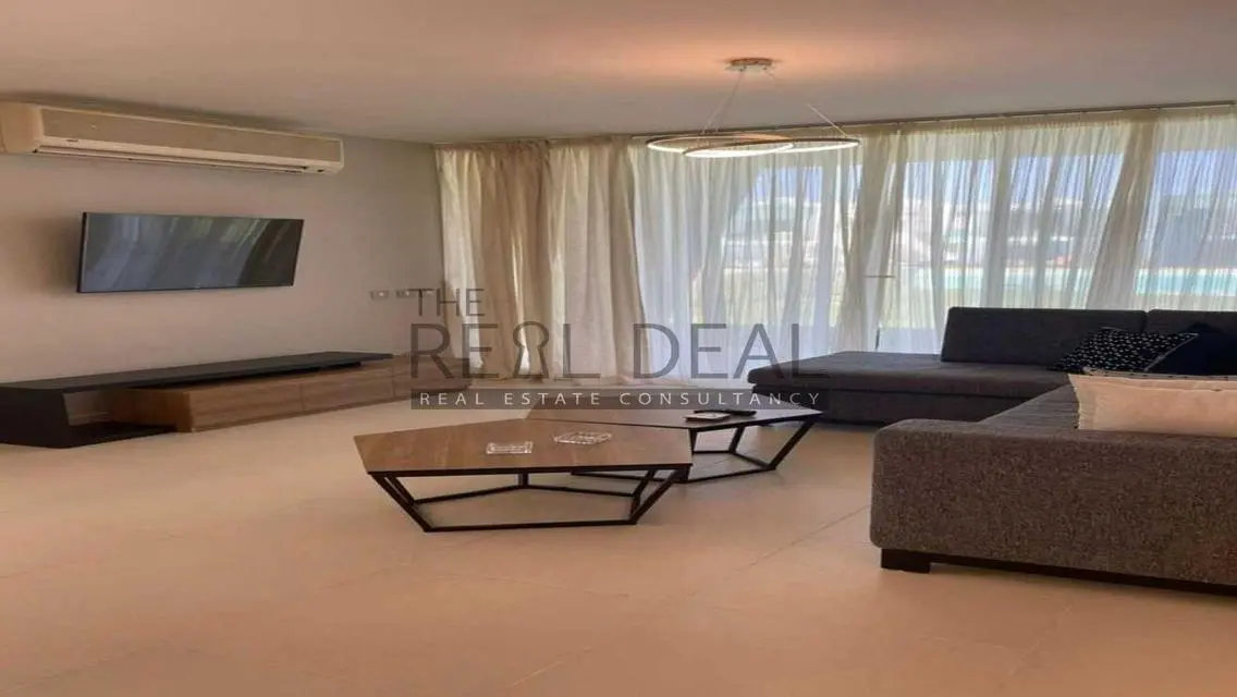 Luxury Standalone Villa in Amwaj