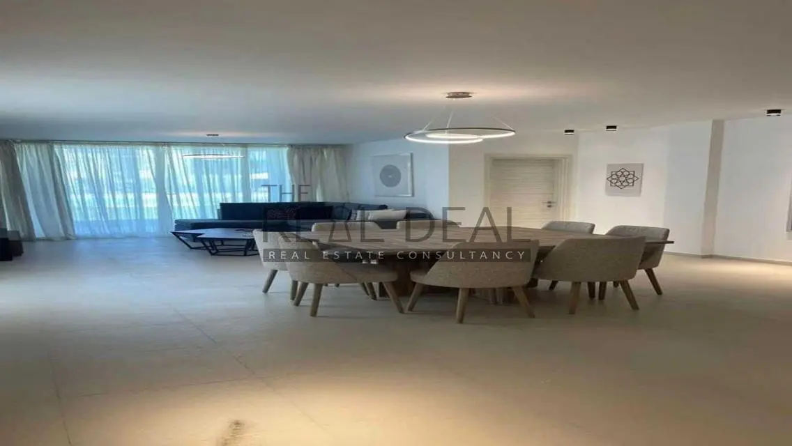 Luxury Standalone Villa in Amwaj