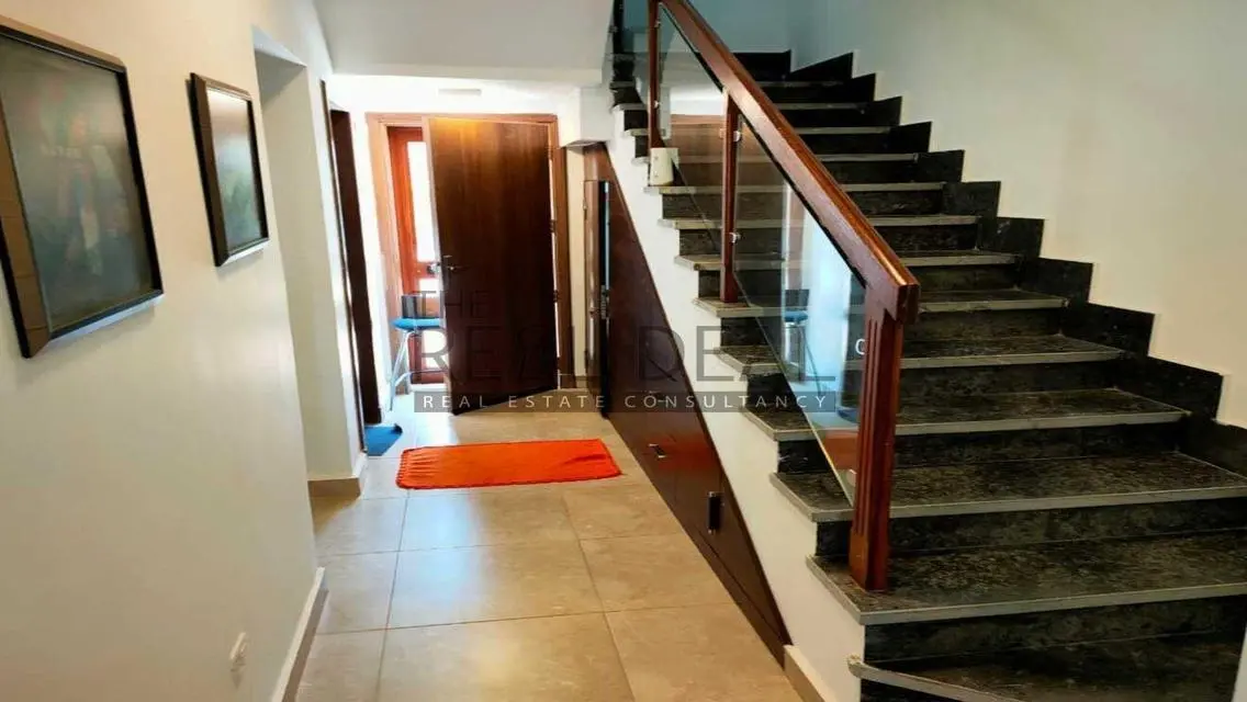 Luxury Standalone Villa in Amwaj