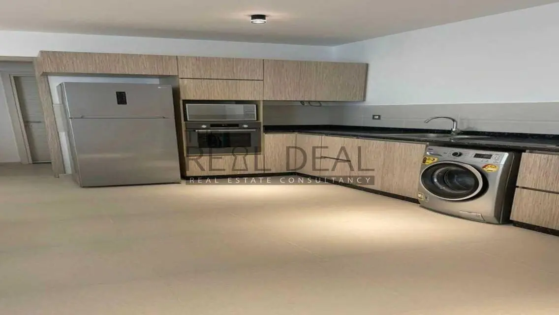 Luxury Standalone Villa in Amwaj