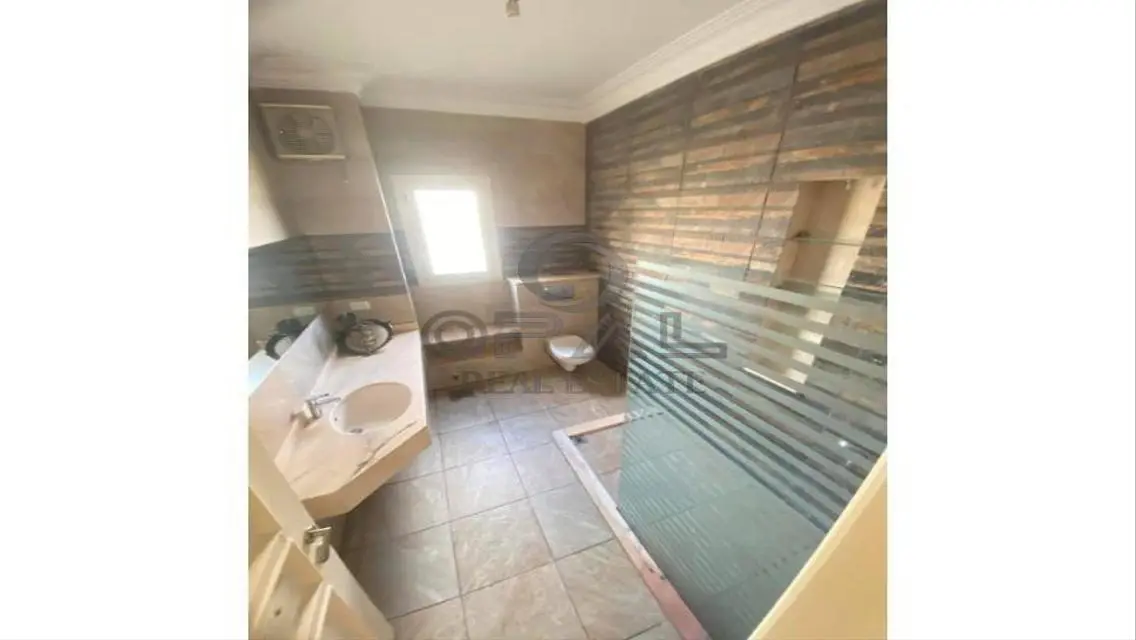 Apartment for Rent in Beverly Hills Area - 190 sqm