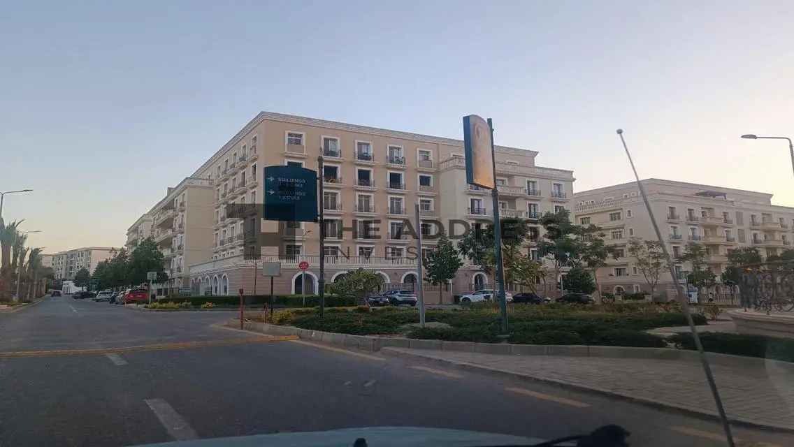شقة فاخرة 3 غرف نوم بمواصفات مميزة وإطلالة ساحرة