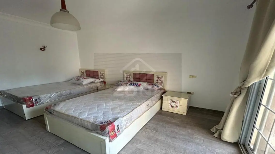 توأم مزود بمرافق مريحة للبيع