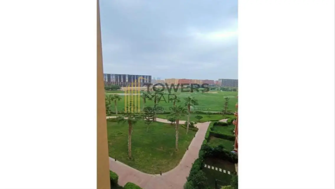 شقة فاخرة للبيع بمساحة واسعة