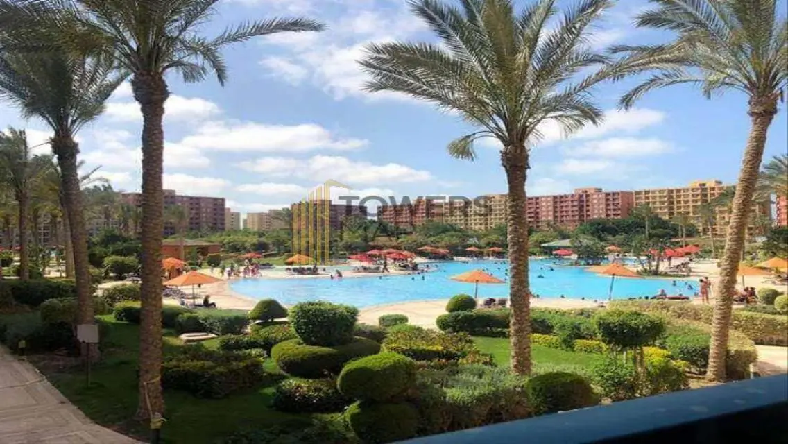 شقة فاخرة للبيع بمساحة واسعة