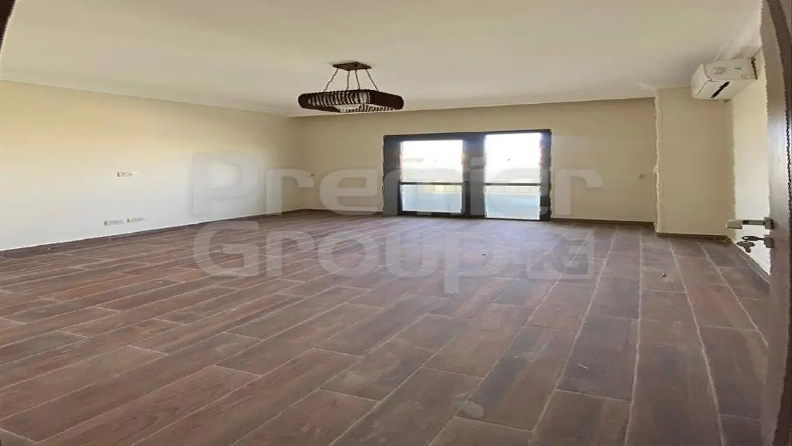 Luxury Apartment for Rent with All Amenities