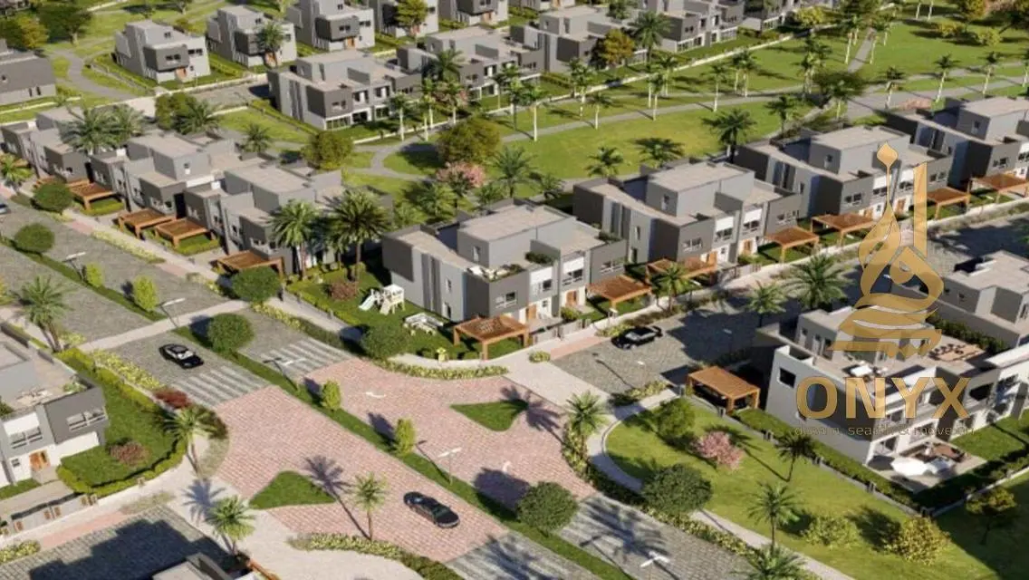 Luxury Villa Overlooking Lakes and Key Landmarks