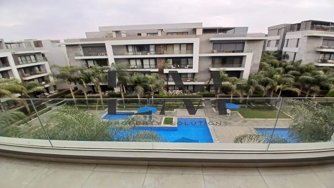 Exceptional Apartment with Central Air Conditioning and Dressing Room