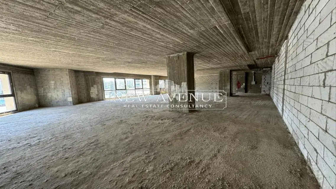Stunning Property with 1000 Sq. M at 365,000 EGP