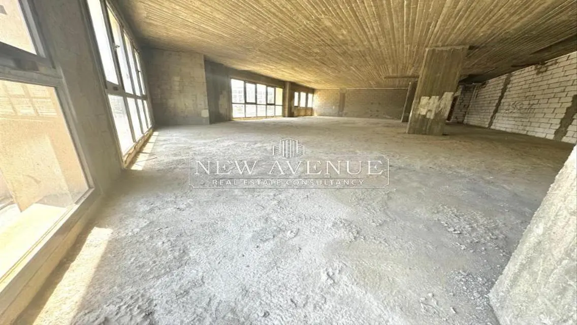 Stunning Property with 1000 Sq. M at 365,000 EGP