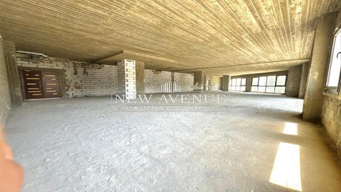 Stunning Property with 1000 Sq. M at 365,000 EGP
