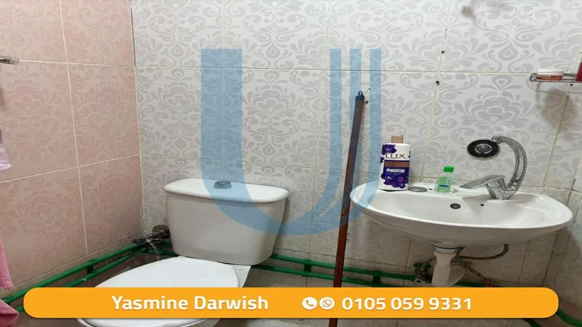 4-Bedroom Apartment for Sale in Mid-Rise Building