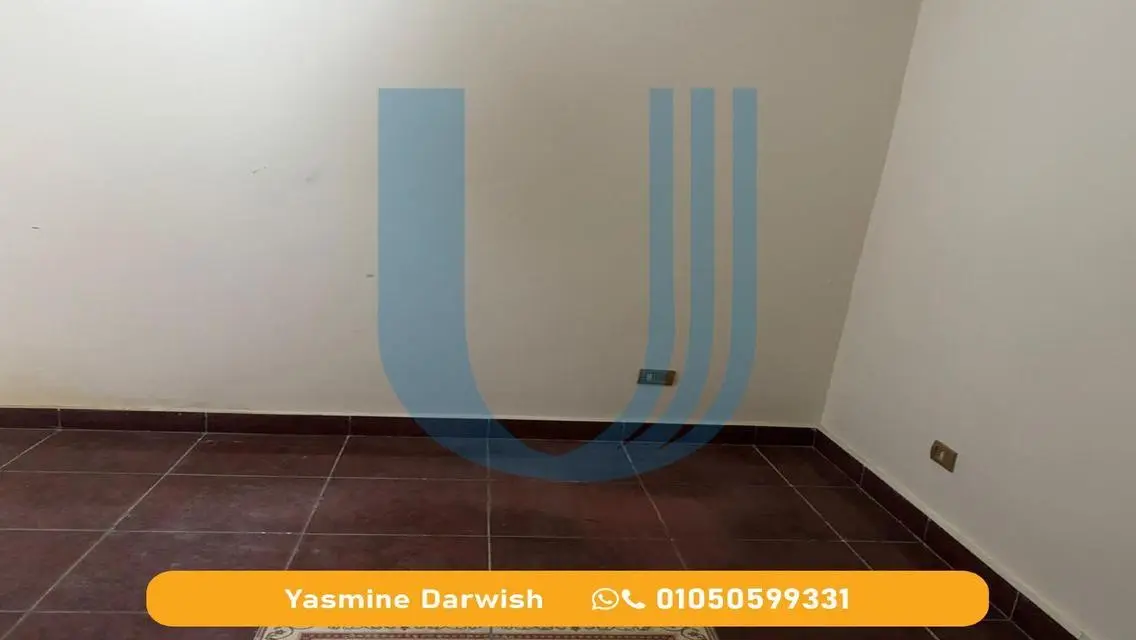 4-Bedroom Apartment for Sale in Mid-Rise Building