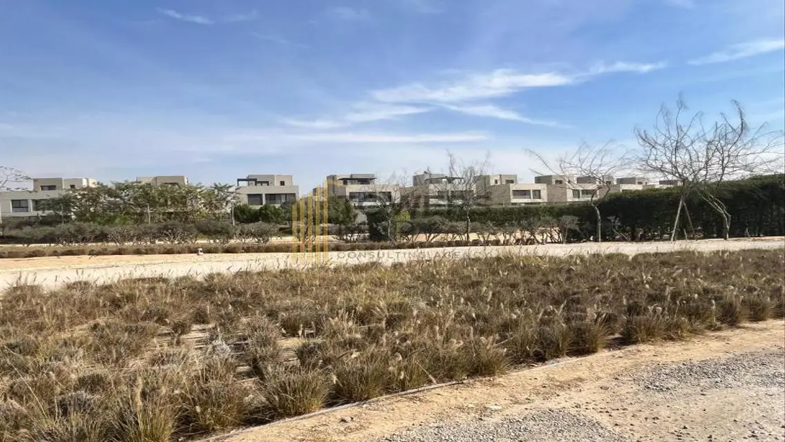 Luxury Apartment for Sale with Private Garden in a Prime Location