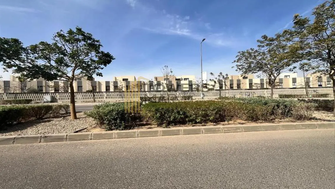 Luxury Apartment for Sale with Private Garden in a Prime Location