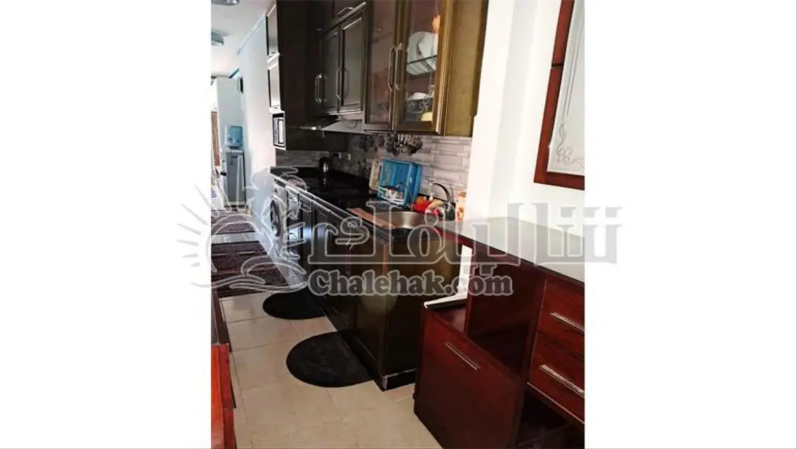 شقة فاخرة مطلة على البحيرات للبيع