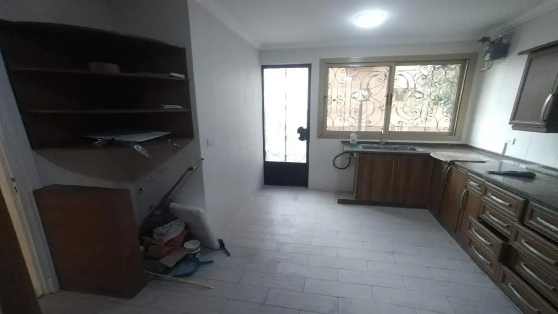Luxurious Apartment with Spacious Private Garden!