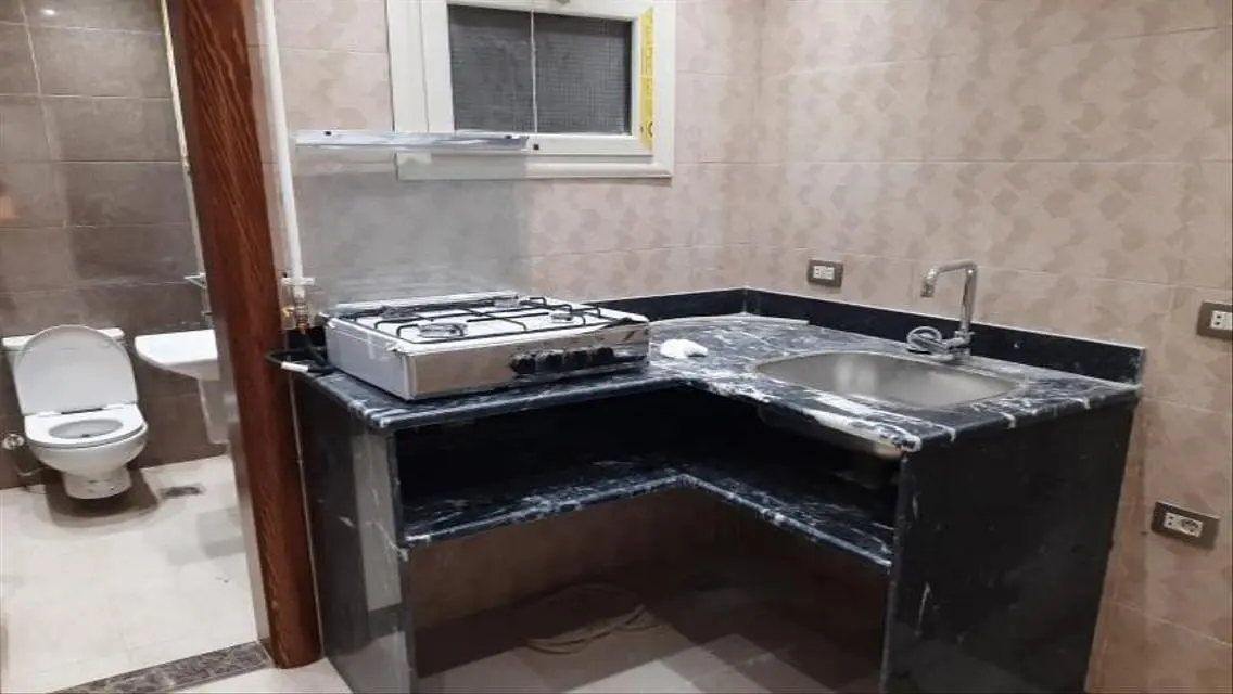 فرصة مميزة: مساحات تجارية بمساحة 350 متر² بسعر 225,000 ج