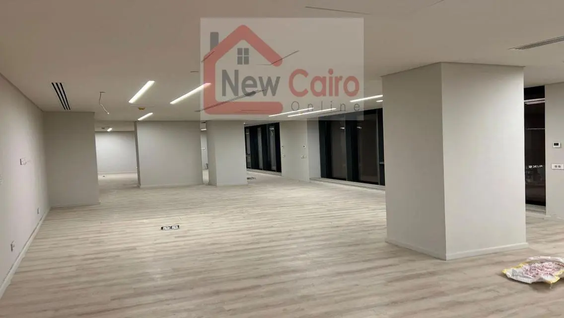 Complete Commercial Property for Sale - 695,000 EGP