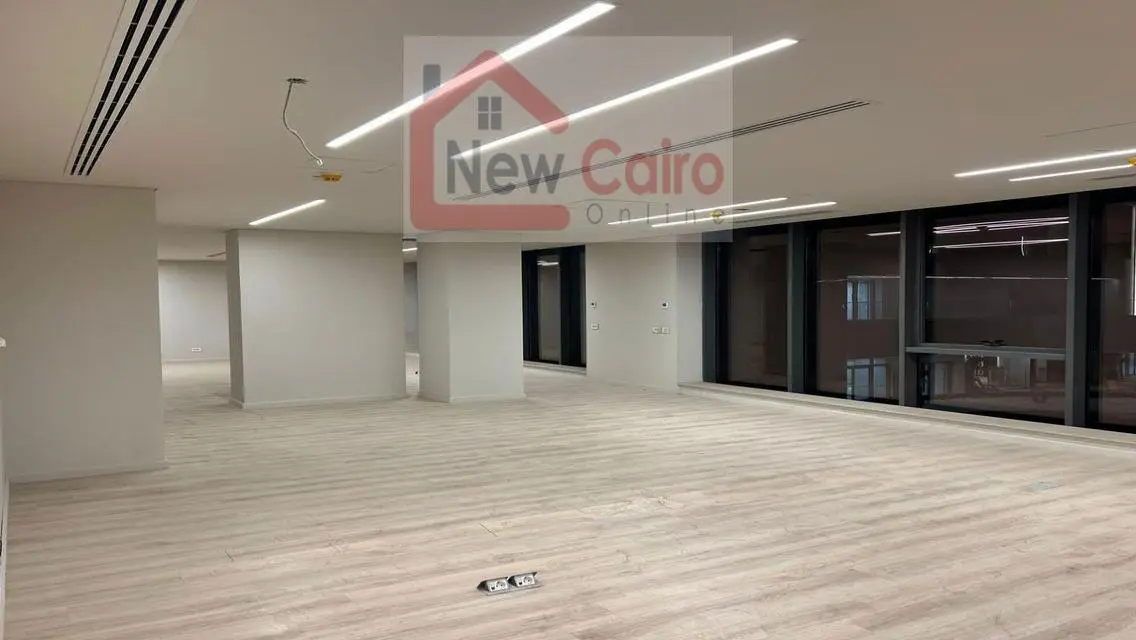 Complete Commercial Property for Sale - 695,000 EGP