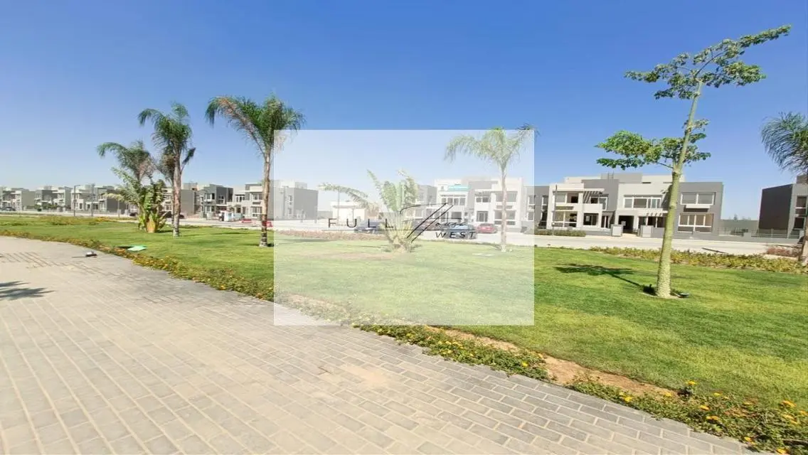 Luxury Villa with Private Garden and Pool for Sale
