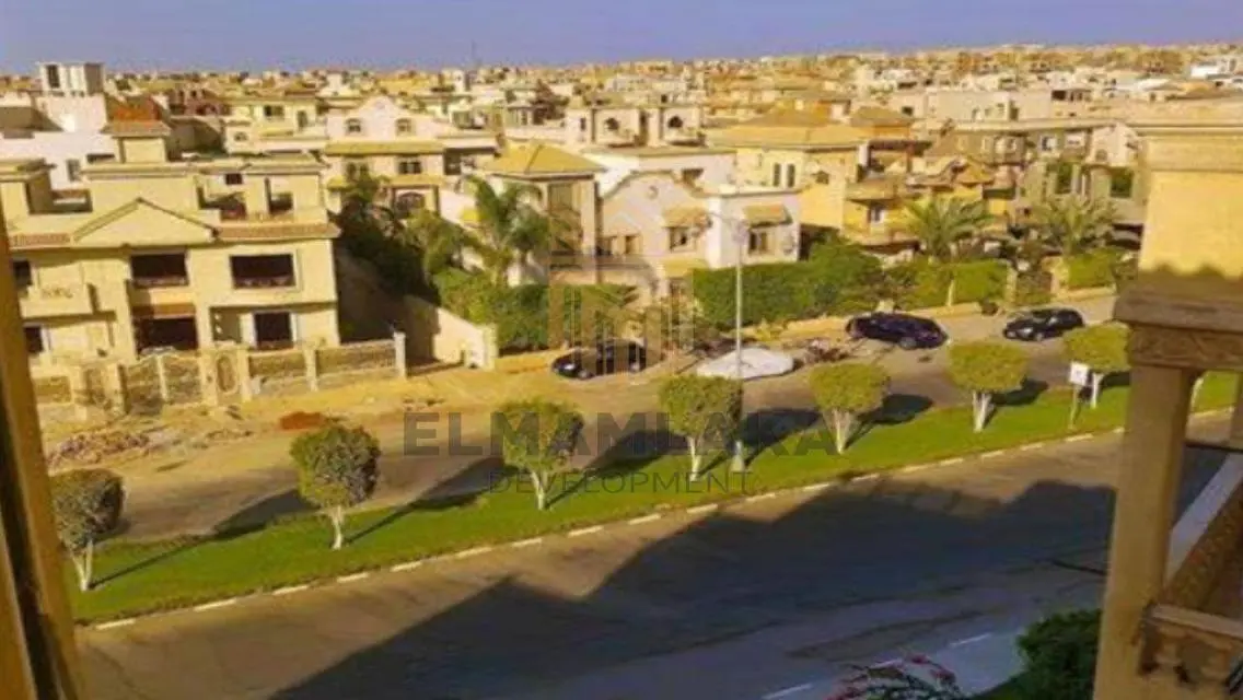 شقة رائعة للإيجار مع شرفة