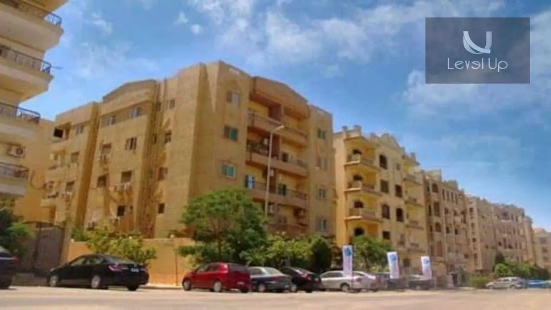 شقة فاخرة بمساحة 220 متر للبيع