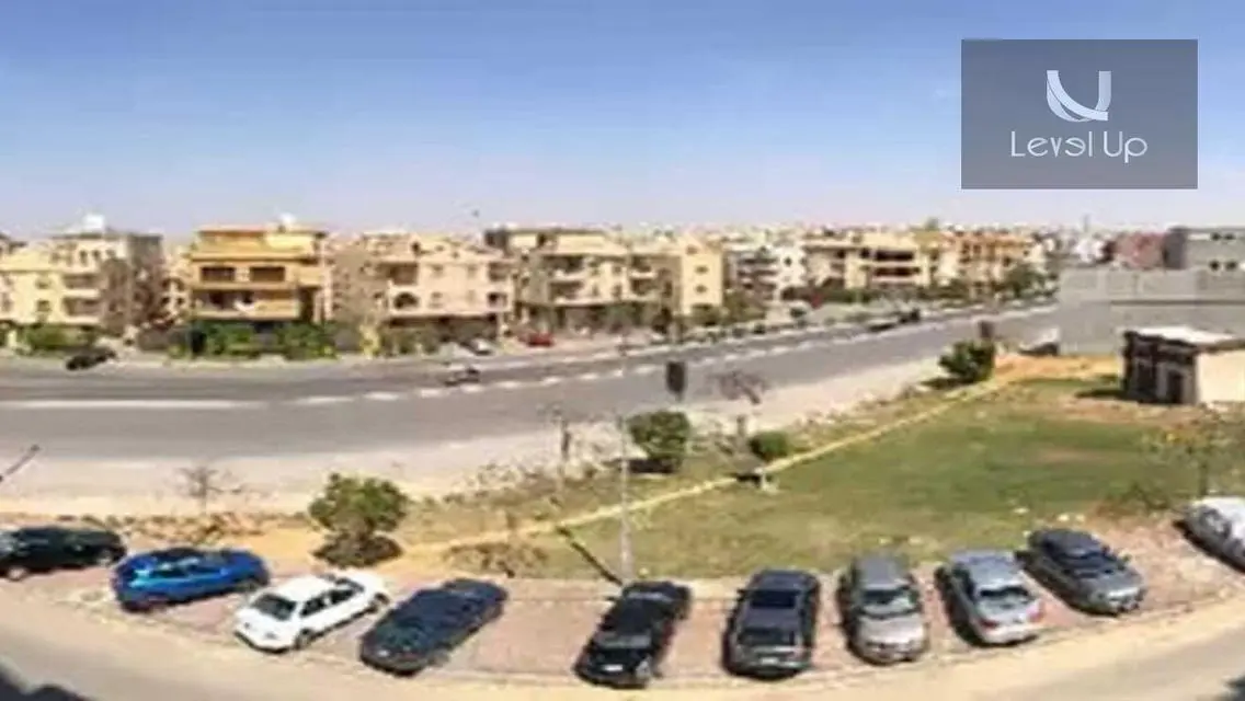 شقة فاخرة بمساحة 220 متر للبيع