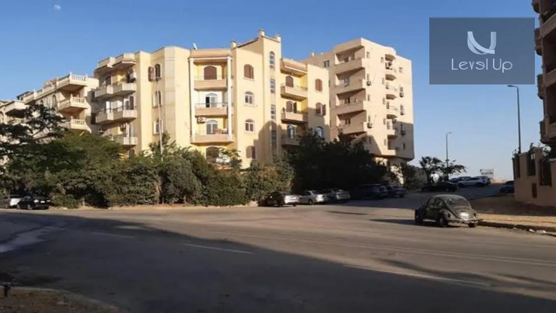شقة فاخرة بمساحة 220 متر للبيع