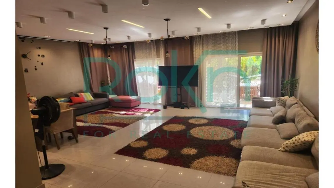Luxury Apartment for Sale Near Scenic Lakes