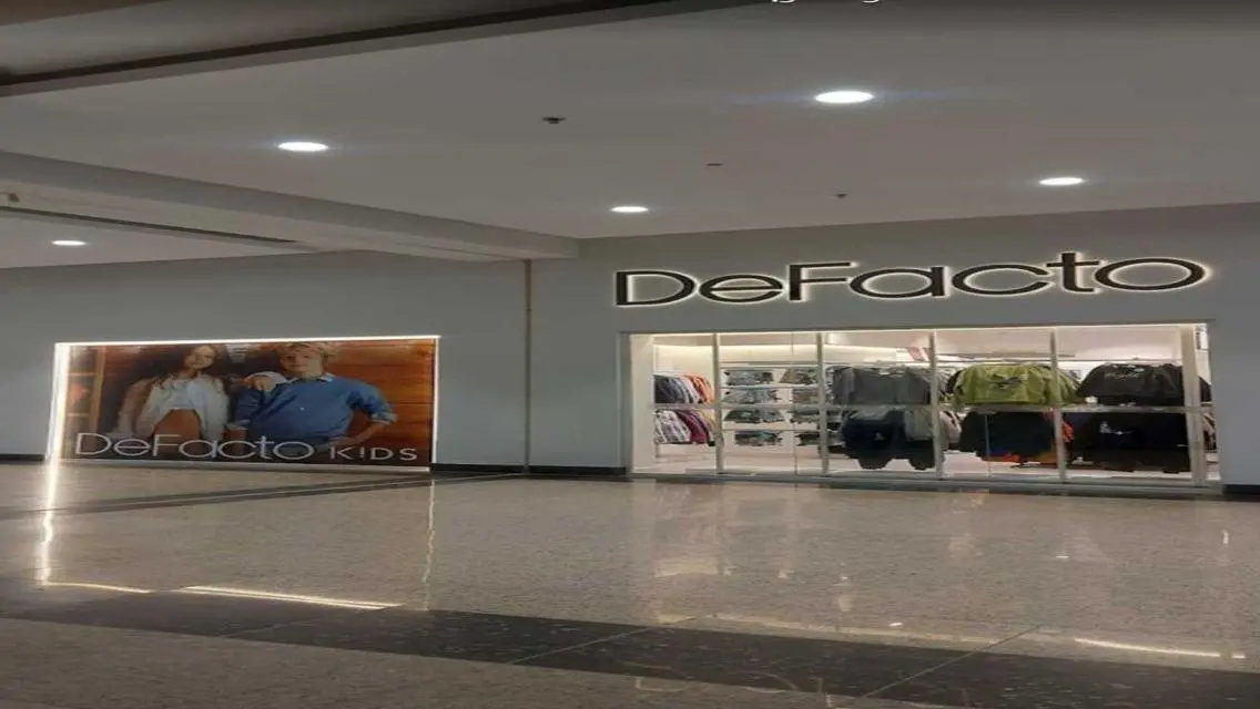 Retail Shop for Rent in Madinaty - 240 Square Meters
