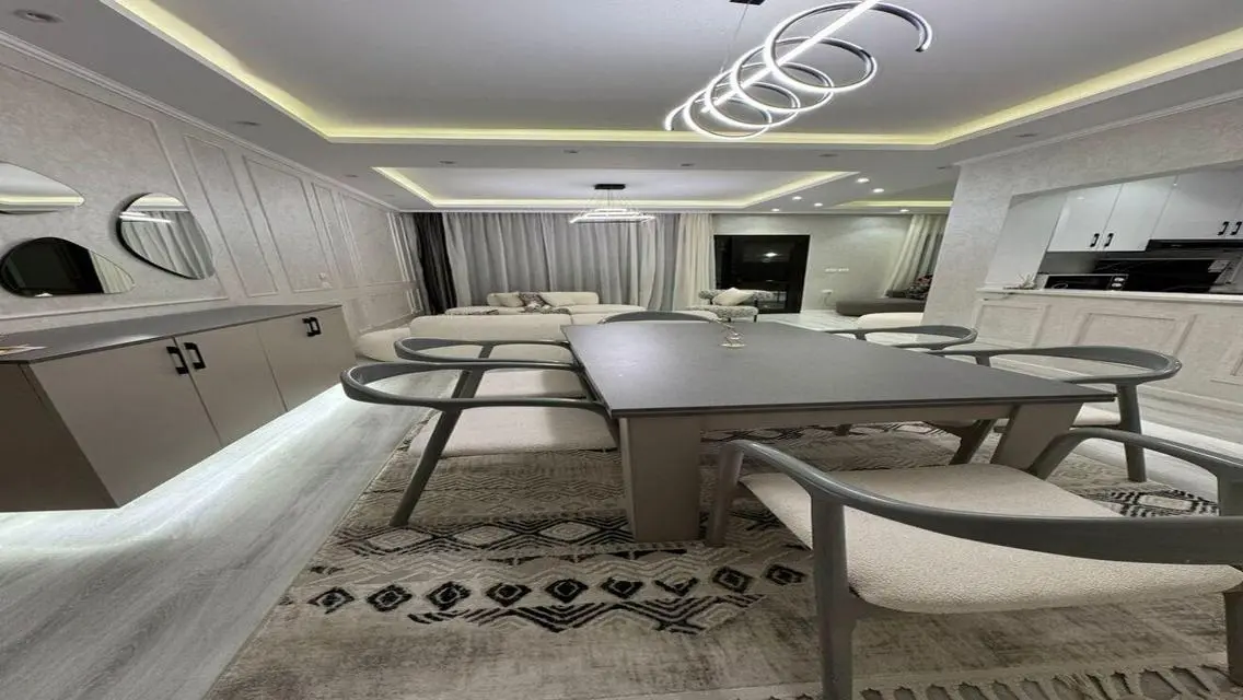 Luxurious Apartment in AUC