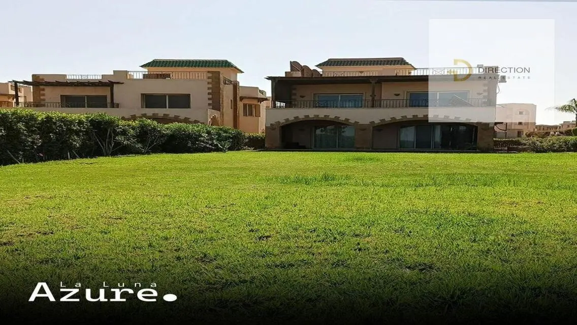 Luxury Villa Overlooking Lakes for Sale