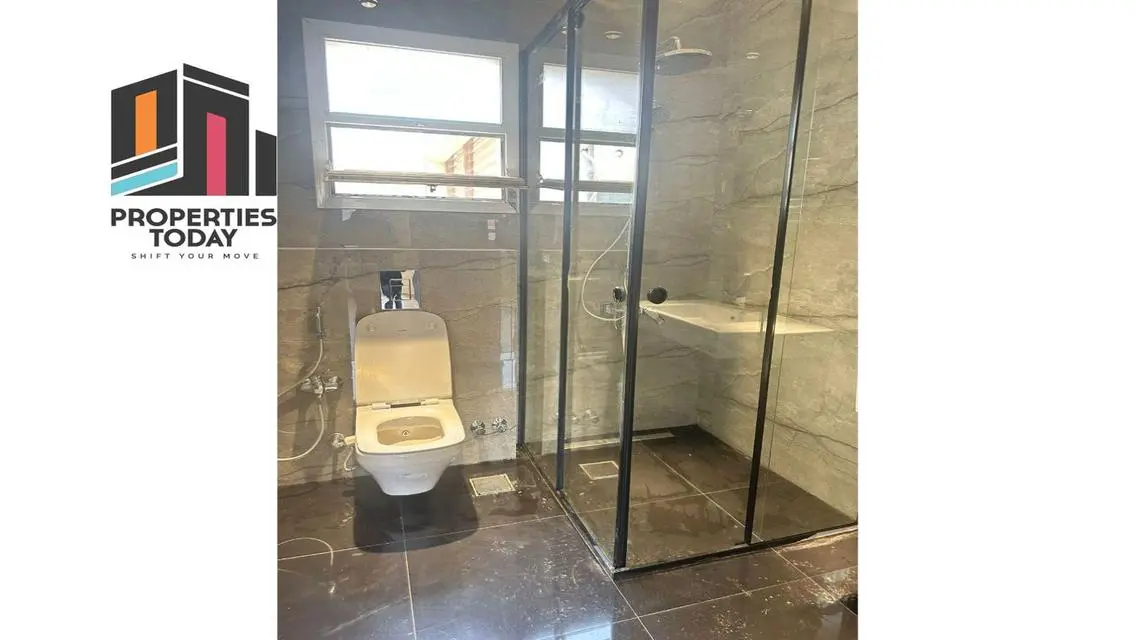 Luxury Apartment for Sale with Spacious Layout at an Attractive Price