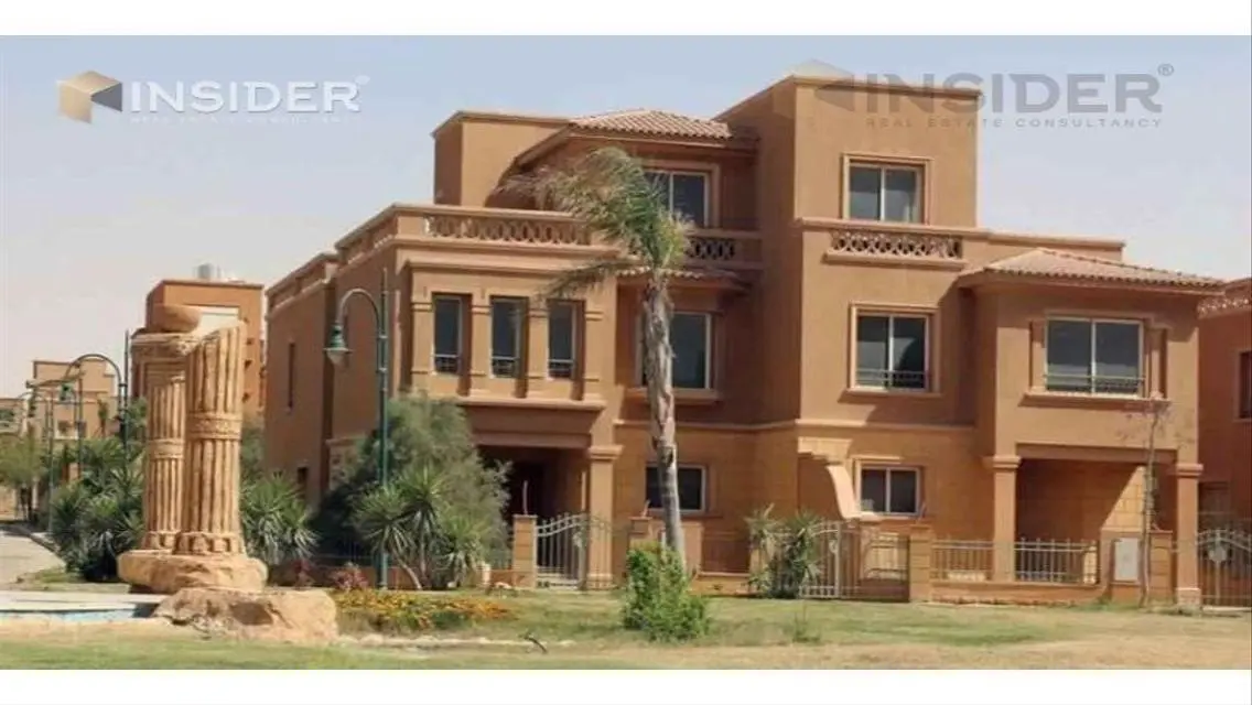 Luxurious Villa with Shared Pool in Cairo